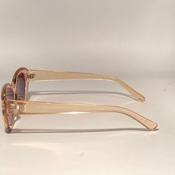 Barbara Reading Sunglasses 1.75 Clear Gold Sweetheart Frames Dark Lenses NWT main image 7
